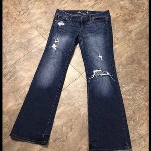 American Eagle women’s Boyfriend Jeans 10 regular
